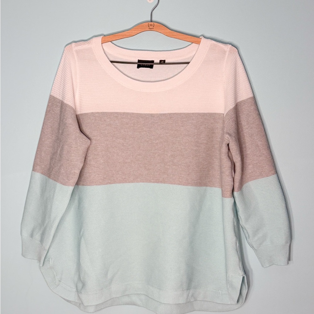 Cyrus white, gray and light teal long sleeve sweater